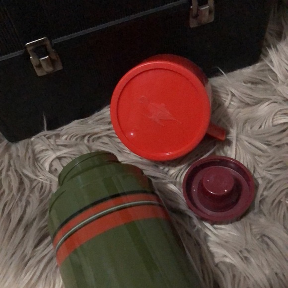 Vintage Aladdin Lunch Box With Thermos - Picture 13 of 17